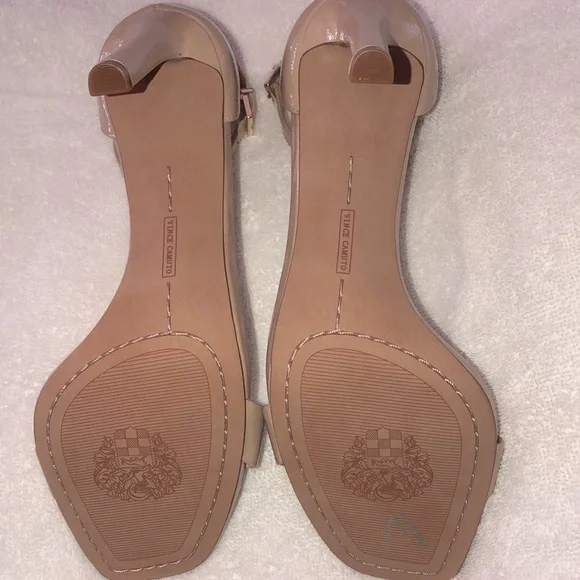 🆕 Vince Camuto Heels - Picture 10 of 13